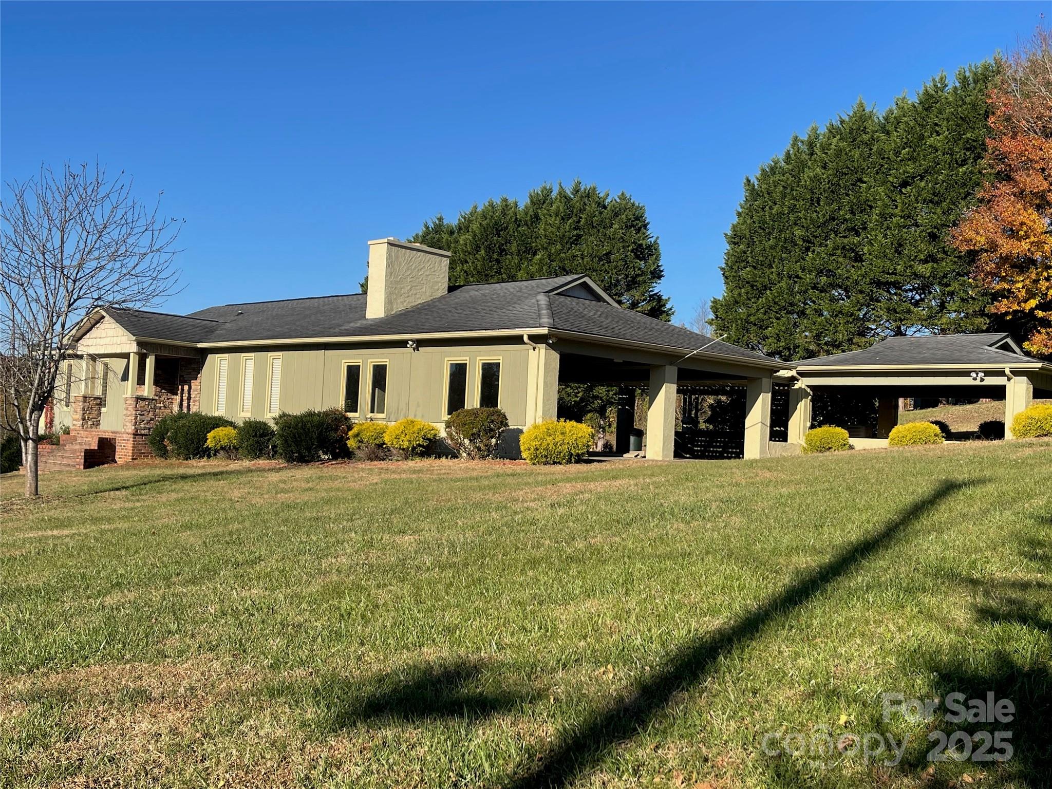 5232 Wolfe Road Hickory NC 28601