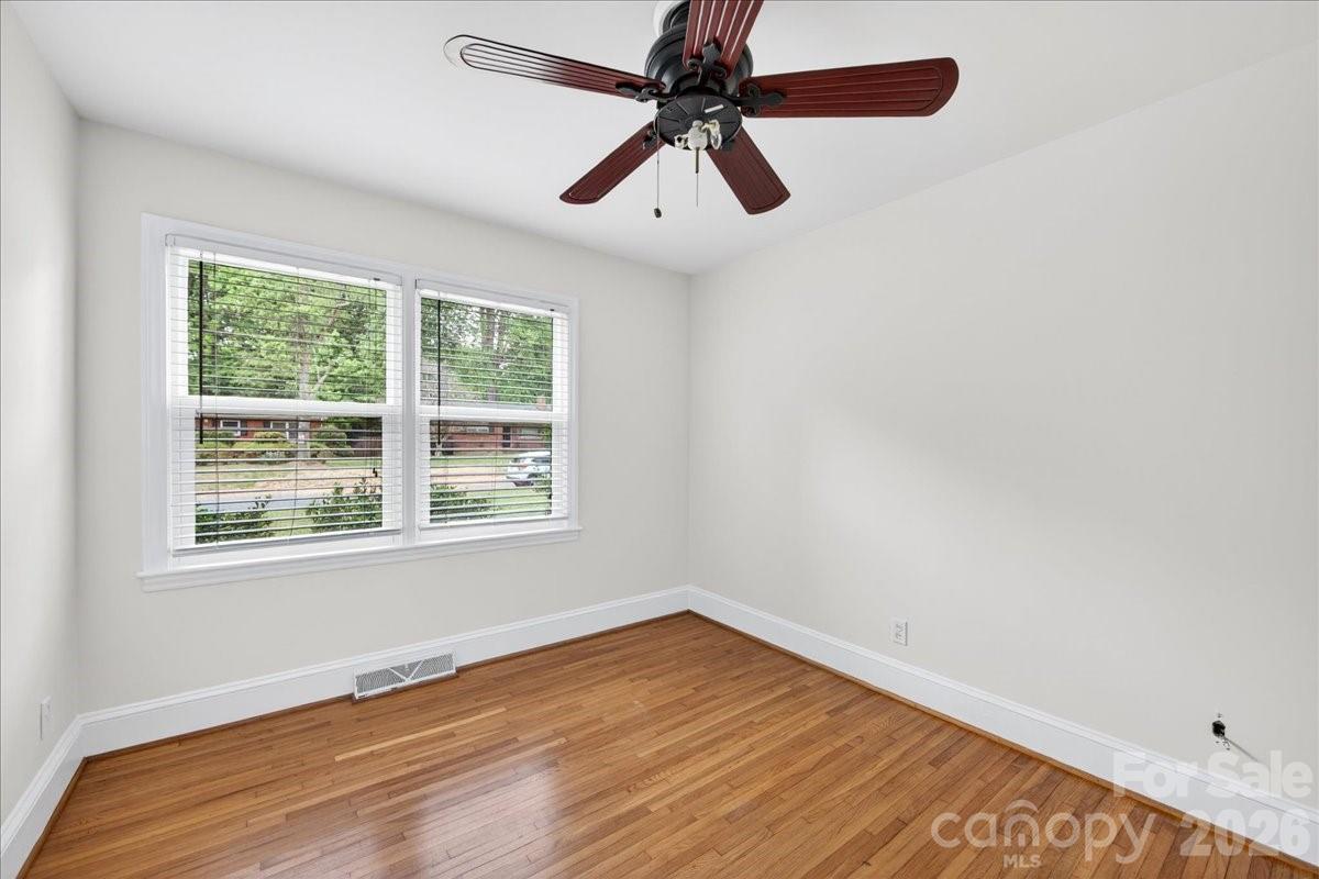 5413 Gwynne Avenue Charlotte NC 28205