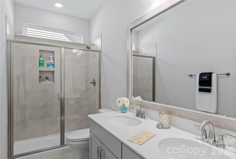 1057 Woodview Ridge Trail Lewisville NC 27023