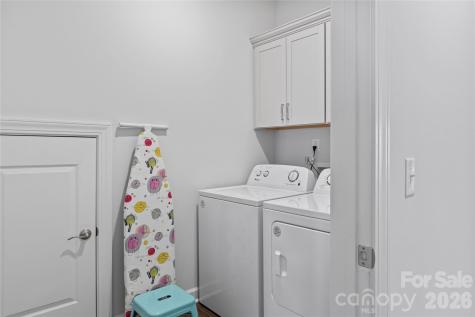 1057 Woodview Ridge Trail Lewisville NC 27023