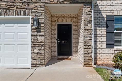 1057 Woodview Ridge Trail Lewisville NC 27023