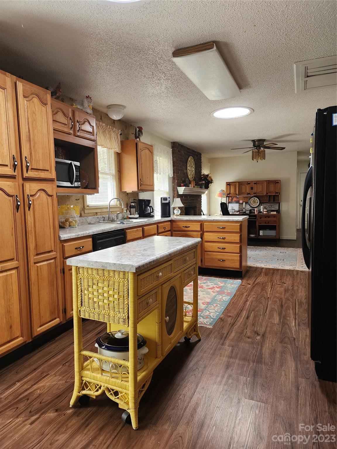 1190 Jupiter Road Weaverville NC 28787