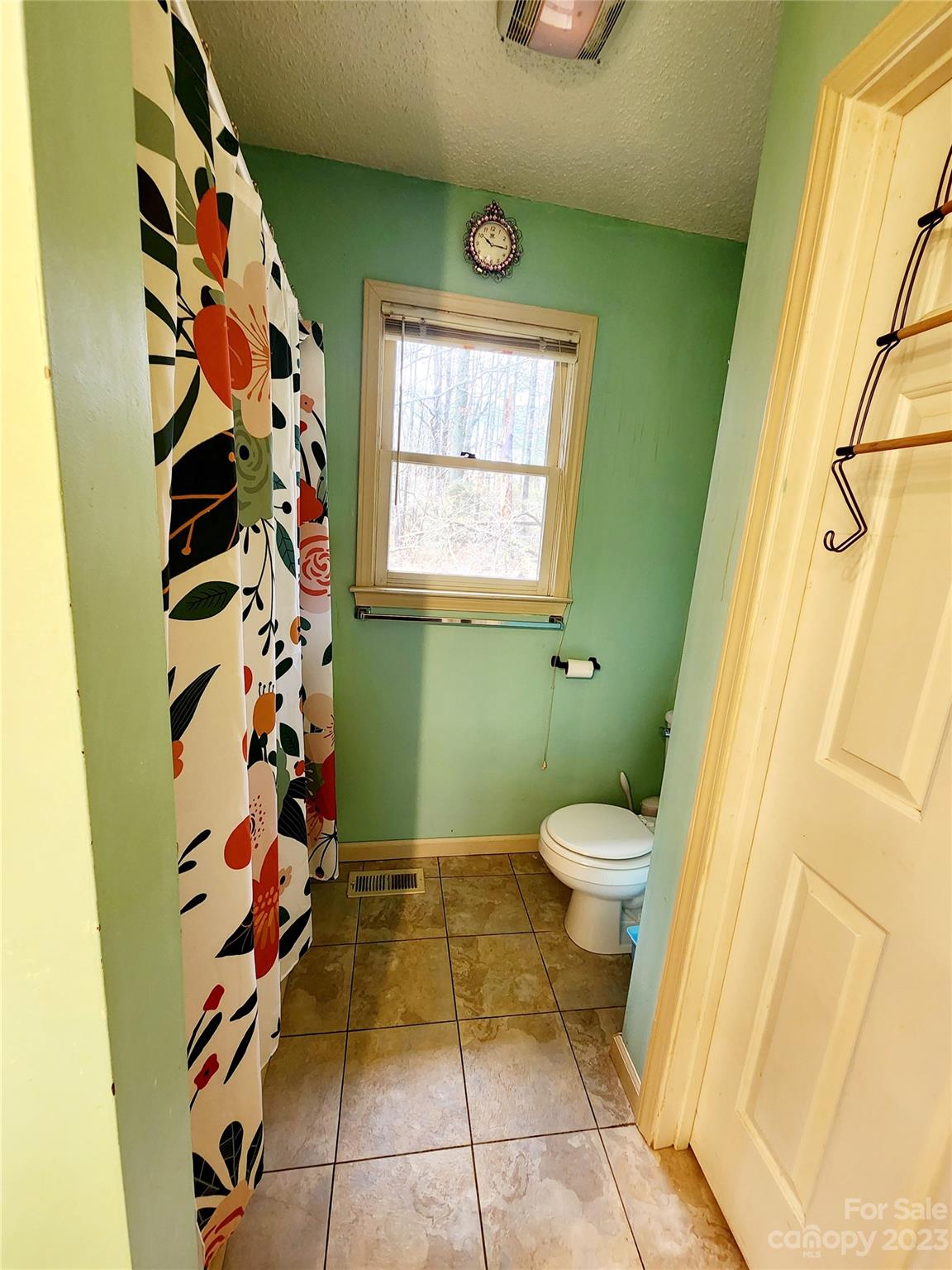 1190 Jupiter Road Weaverville NC 28787