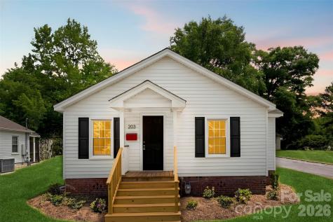 203 Sacco Street Belmont NC 28012
