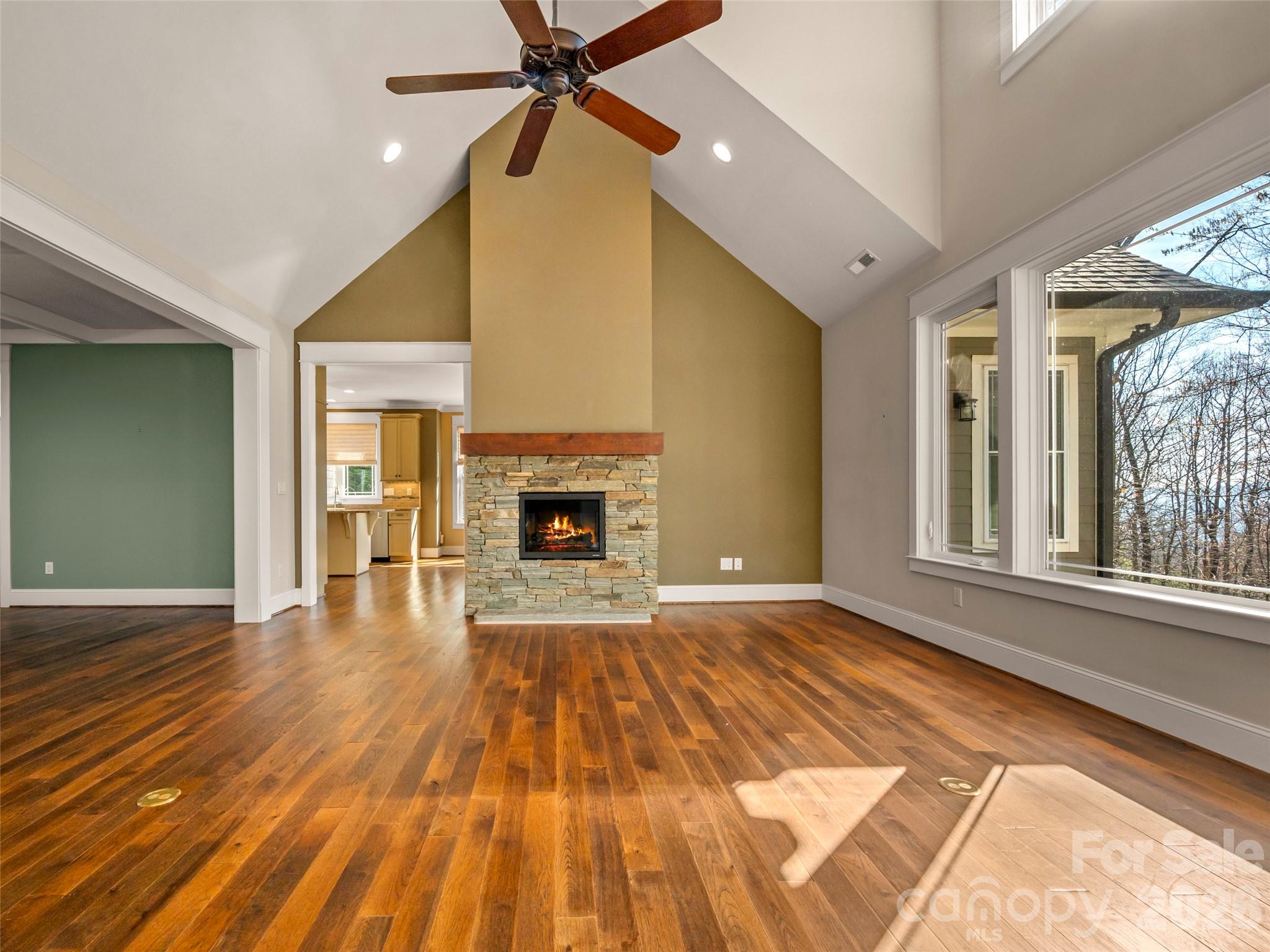 439 Monarch Road Hendersonville NC 28739
