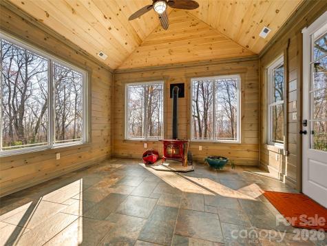 439 Monarch Road Hendersonville NC 28739