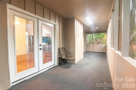 120 Breckenridge Court Hendersonville NC 28739