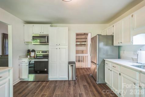 52 Reynolda Drive Asheville NC 28803