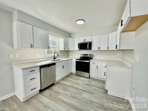 9428 White Cedar Court Charlotte NC 28213