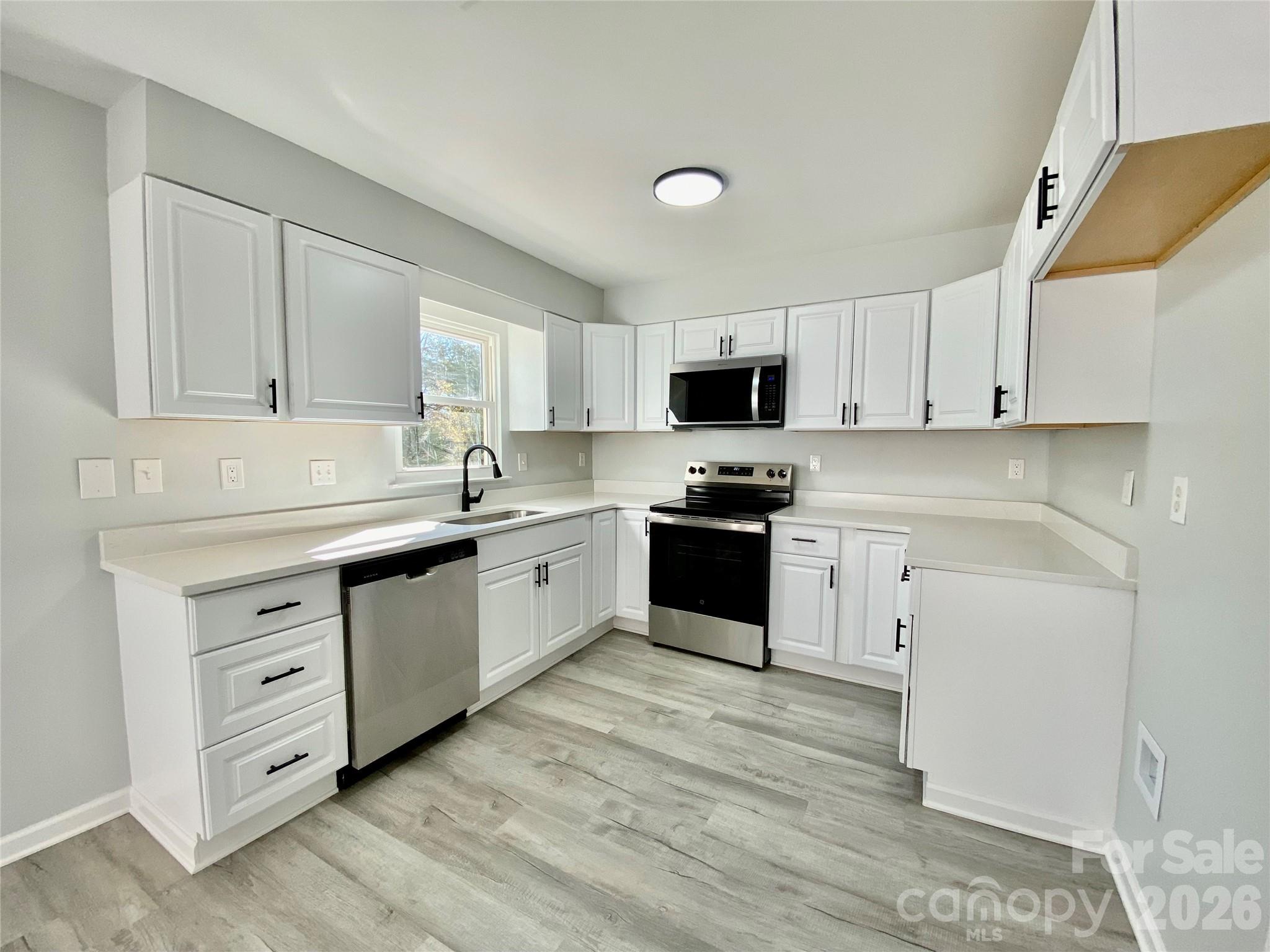 9428 White Cedar Court Charlotte NC 28213