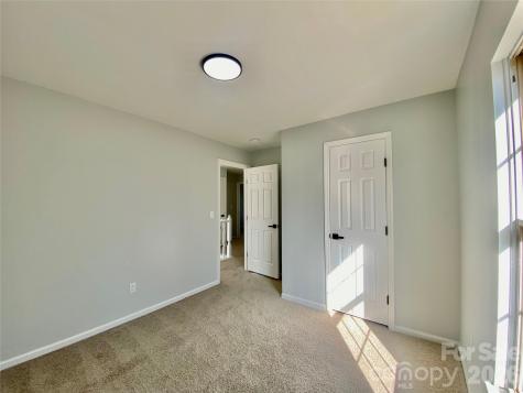 9428 White Cedar Court Charlotte NC 28213