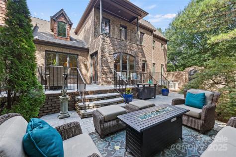 5942 Carmel Road Charlotte NC 28226