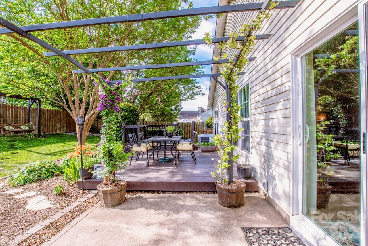 122 Creston Court Mooresville NC 28115