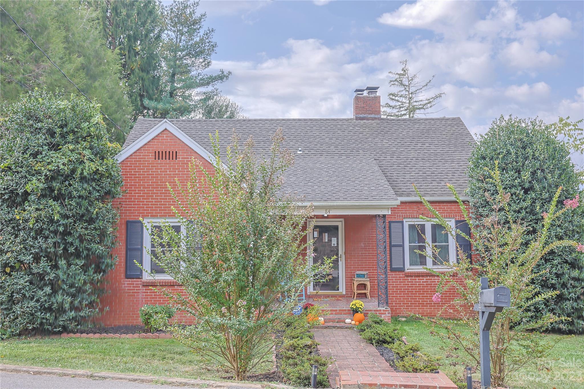 144 Blalock Street Canton NC 28716