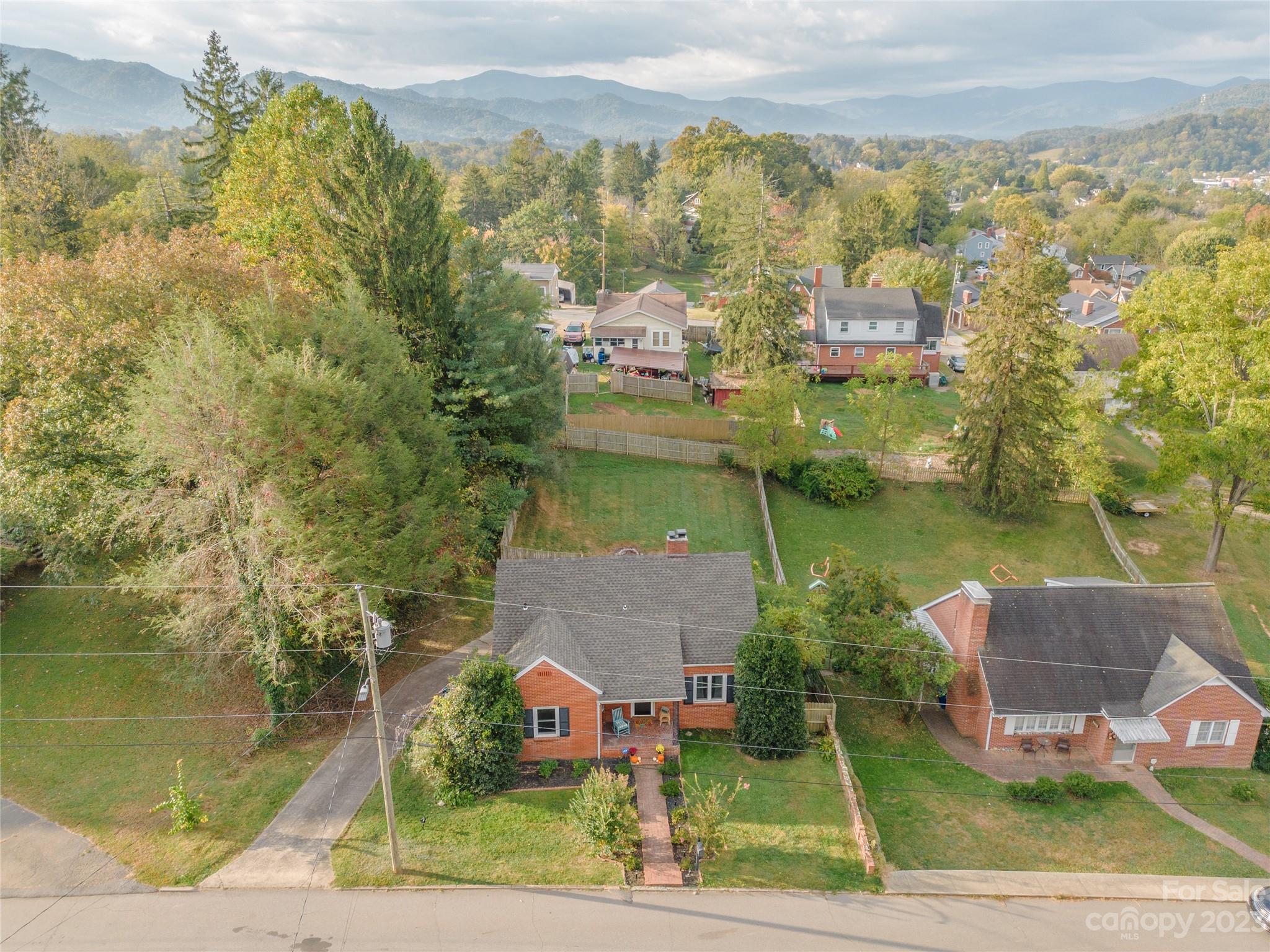 144 Blalock Street Canton NC 28716