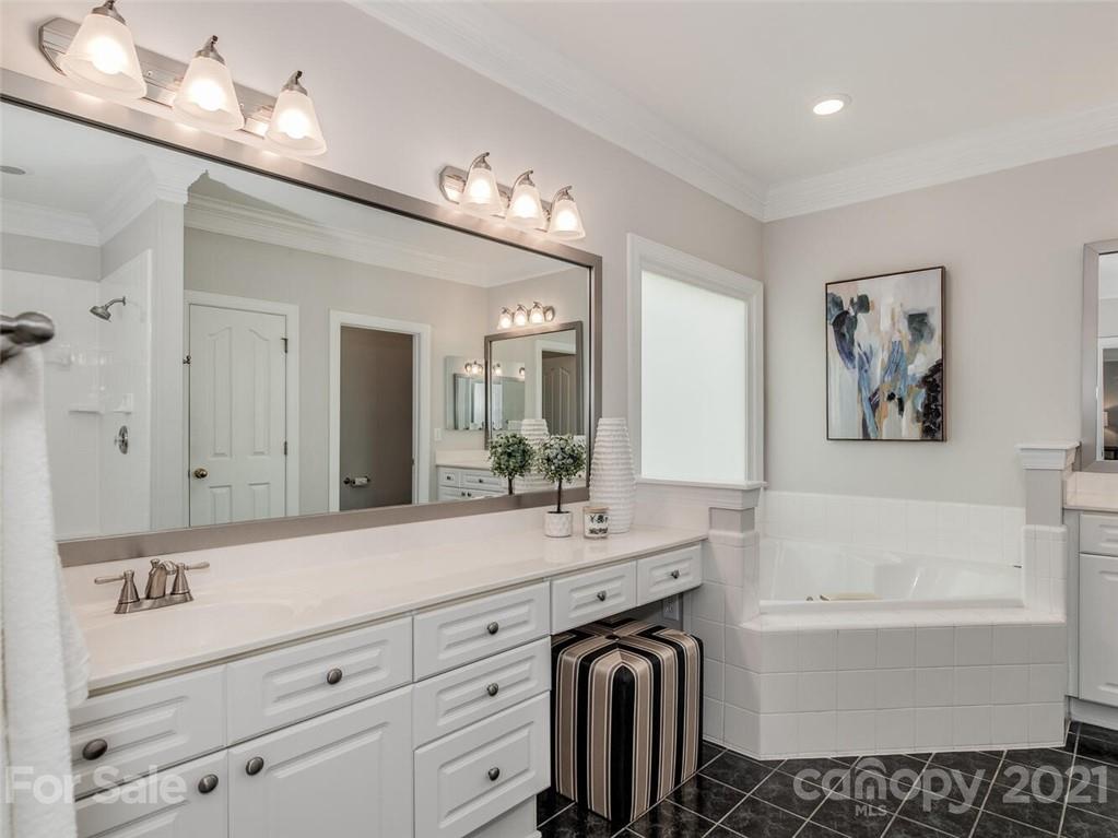 9021 Cardinal Ridge Court Charlotte NC 28270
