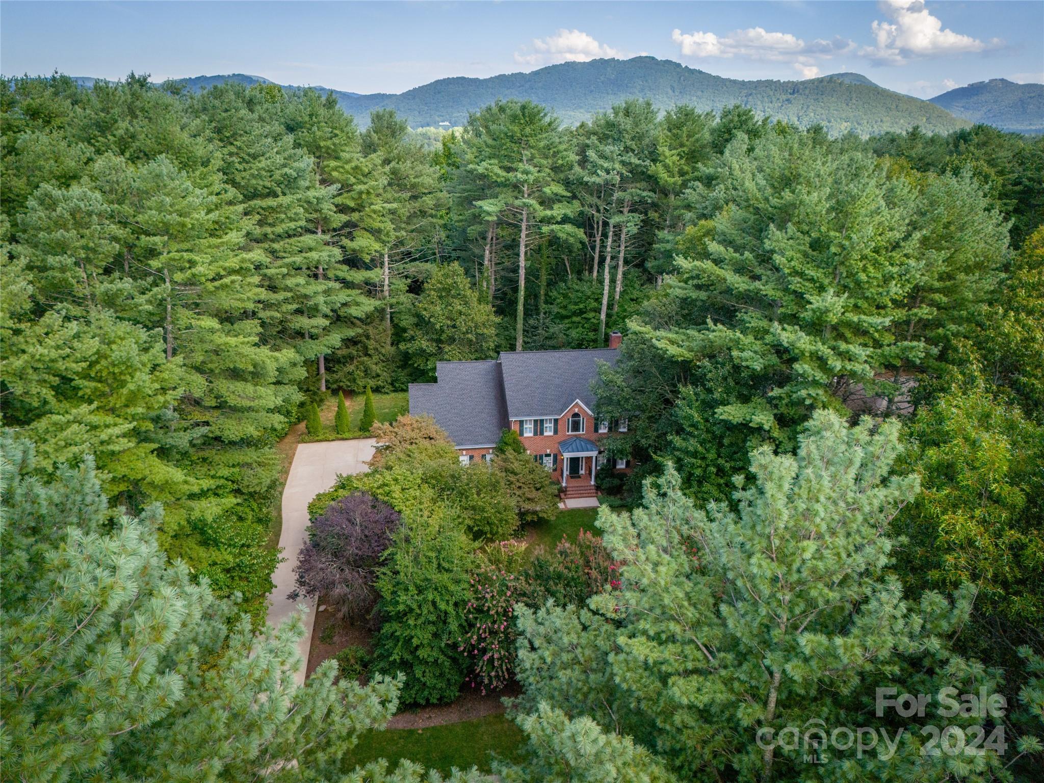 18 Coventry Woods Drive Arden NC 28704