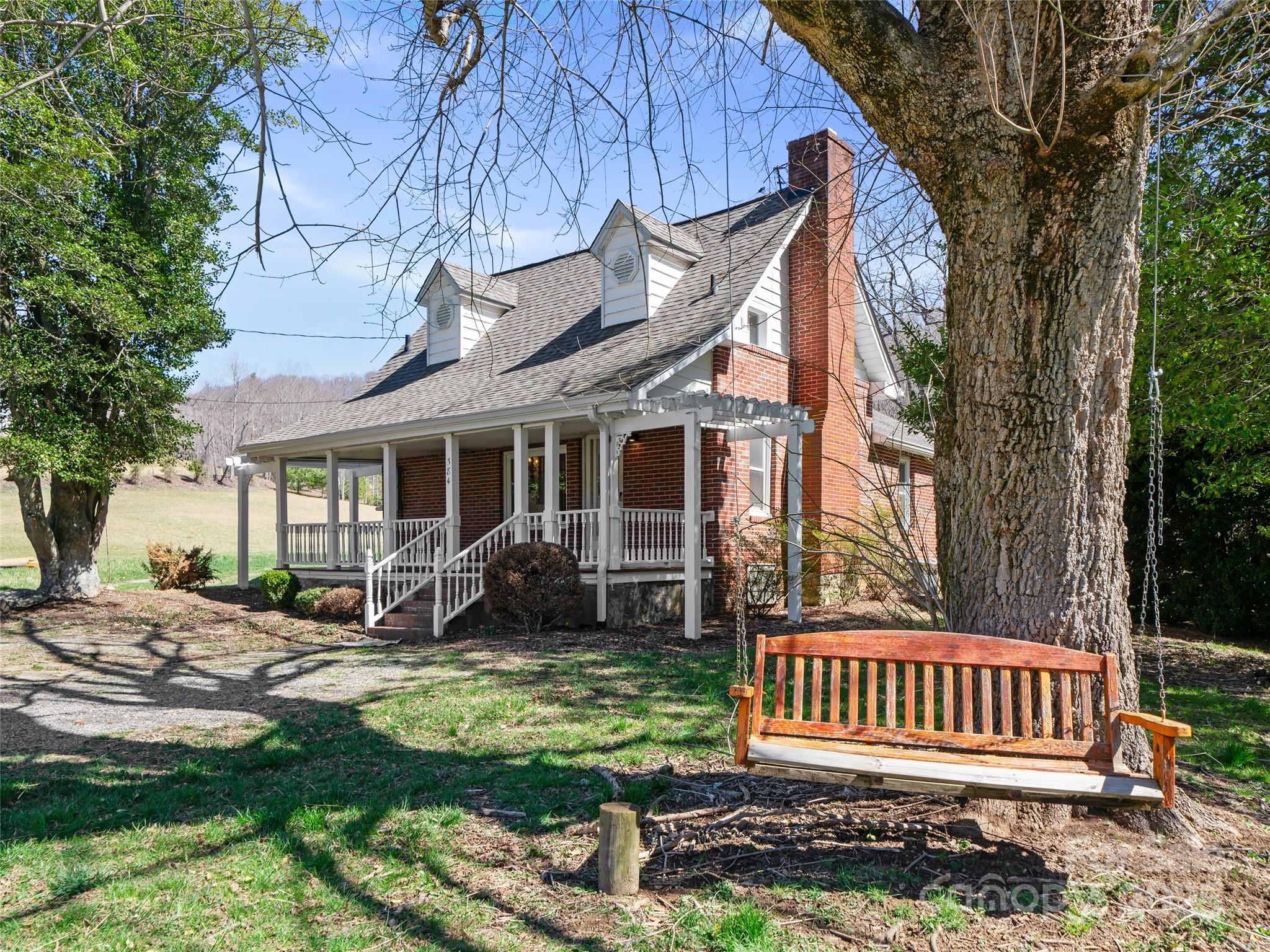 384 Flat Creek Road Fairview NC 28730