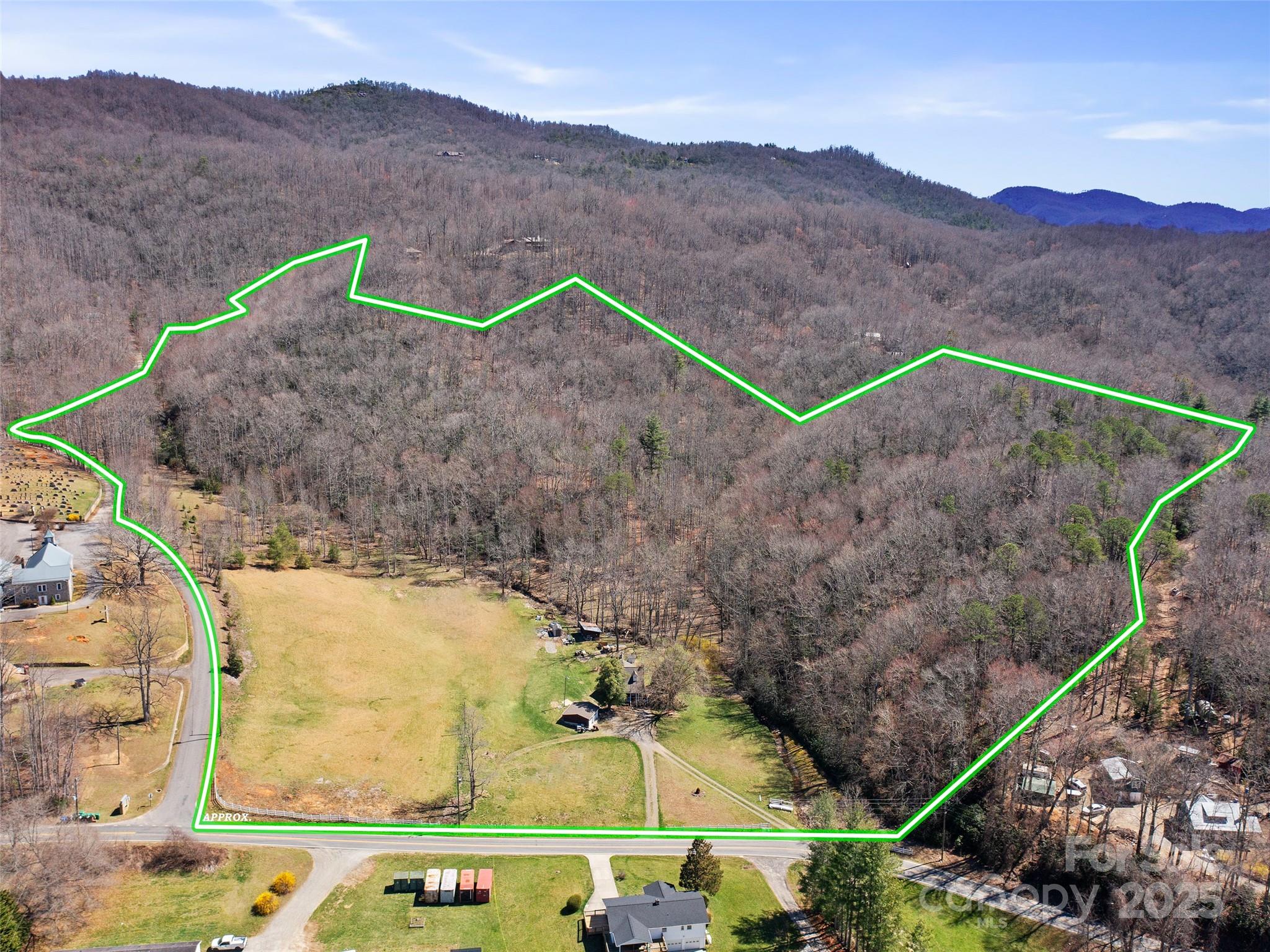 384 Flat Creek Road Fairview NC 28730