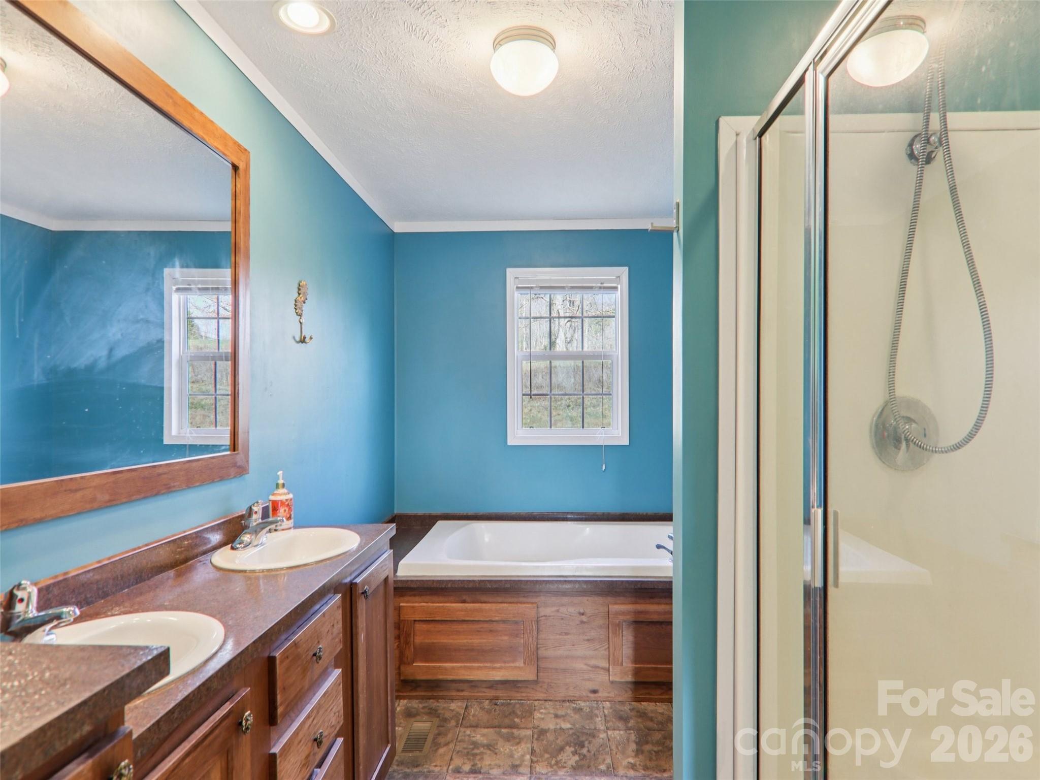 3195 N Clear Creek Road Hendersonville NC 28792