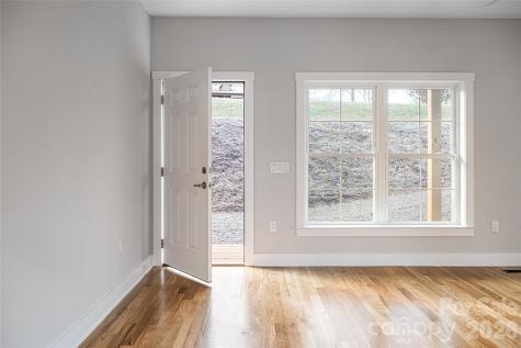 87 Locust Grove Road Weaverville NC 28787