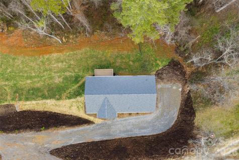 87 Locust Grove Road Weaverville NC 28787