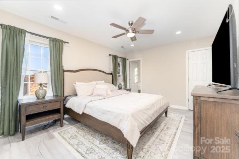 201 Hendrix Drive Kernersville NC 27284