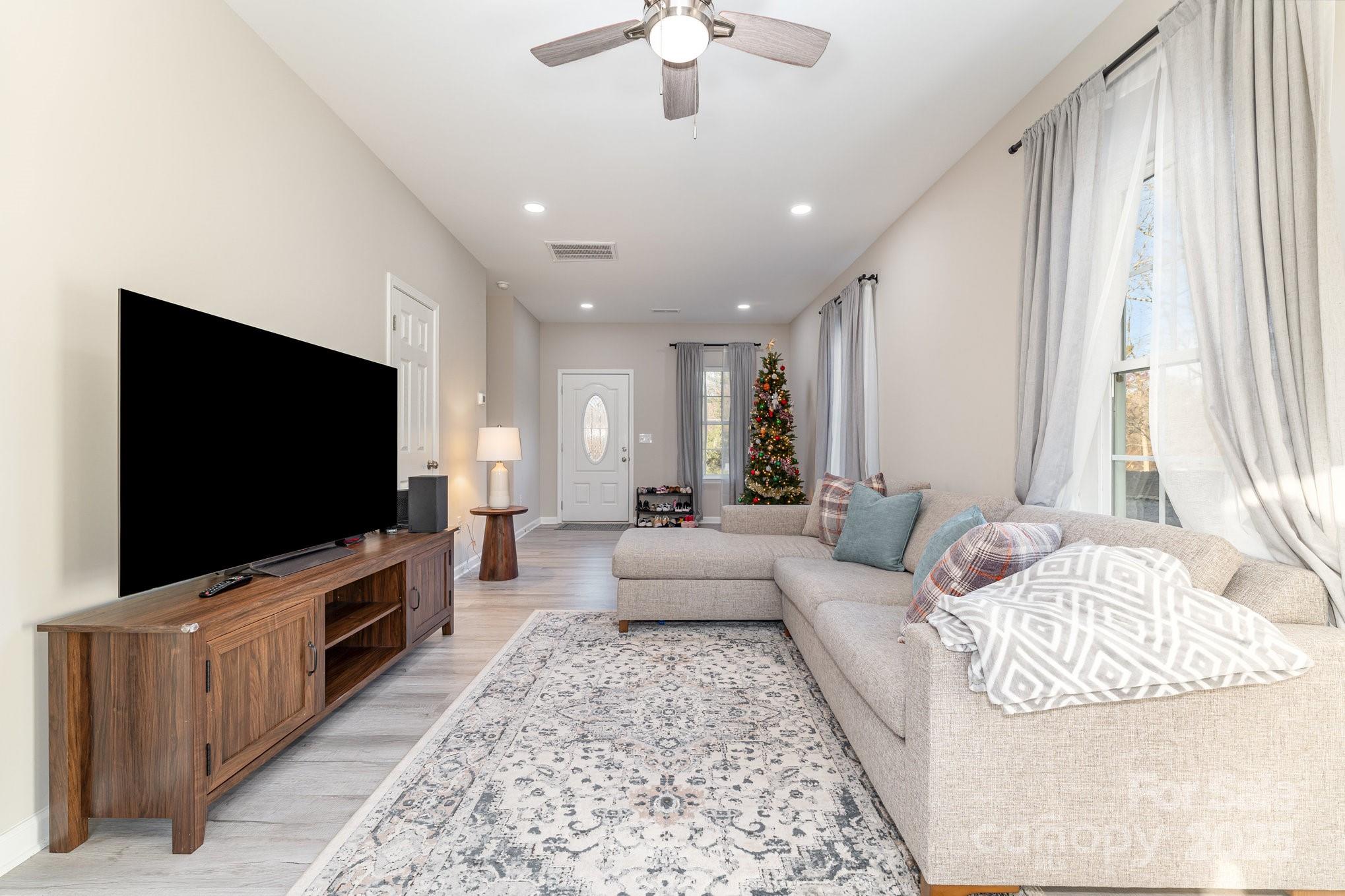 201 Hendrix Drive Kernersville NC 27284
