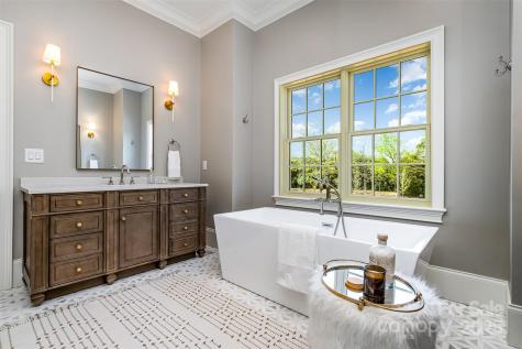 4008 Nettie Court Charlotte NC 28211