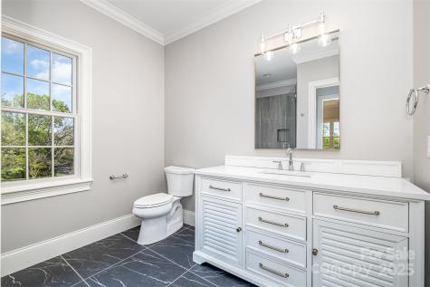 4008 Nettie Court Charlotte NC 28211