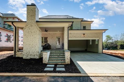 4008 Nettie Court Charlotte NC 28211