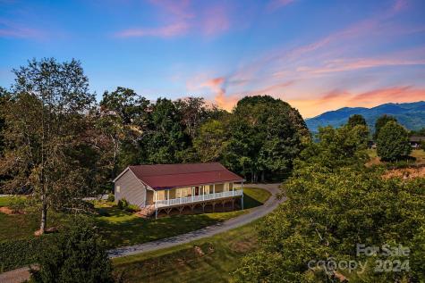 112 Choppy Drive Canton NC 28716