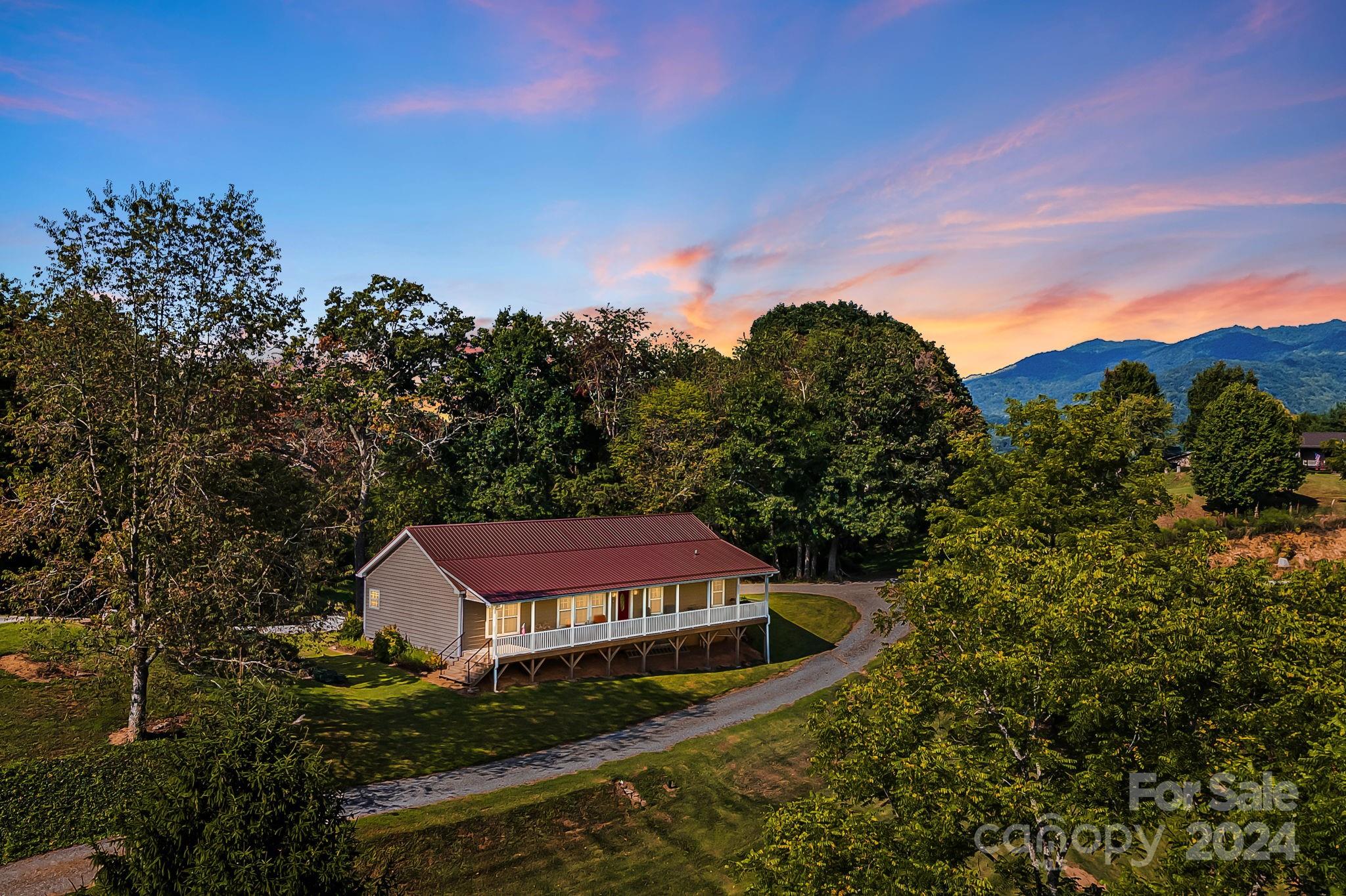 112 Choppy Drive Canton NC 28716