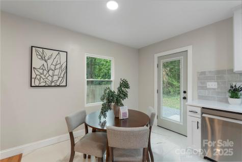 3900 Colebrook Road Charlotte NC 28215