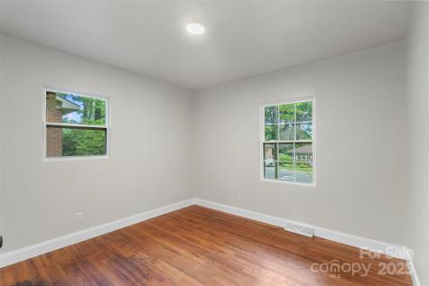 3900 Colebrook Road Charlotte NC 28215