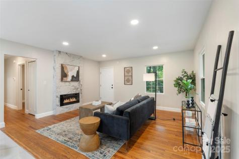 3900 Colebrook Road Charlotte NC 28215