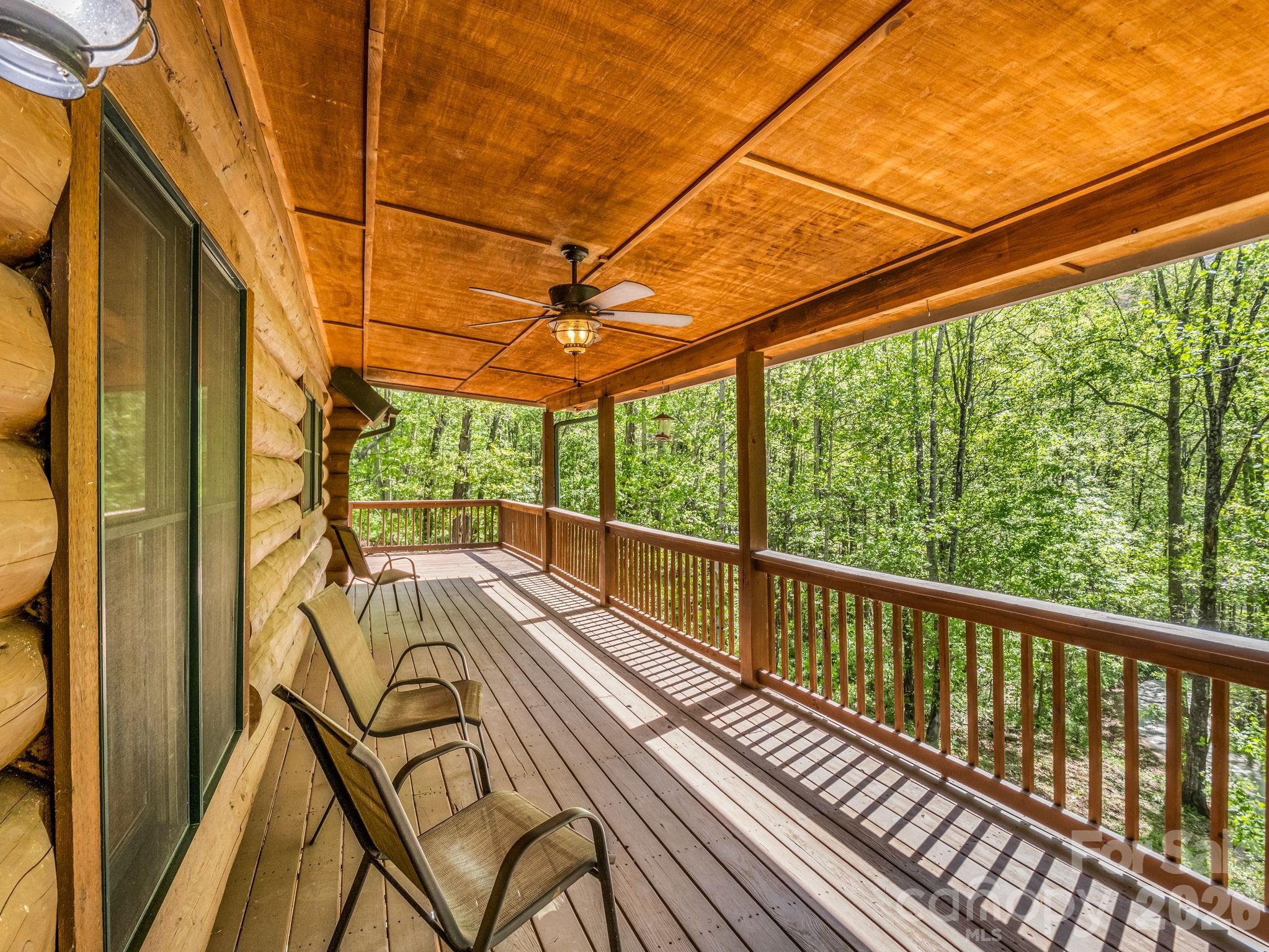 170 Old Mountain Pass Hendersonville NC 28792