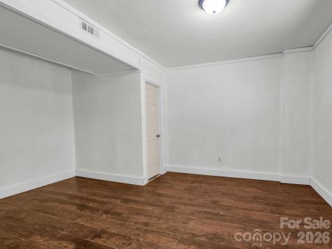 170 Old Mountain Pass Hendersonville NC 28792