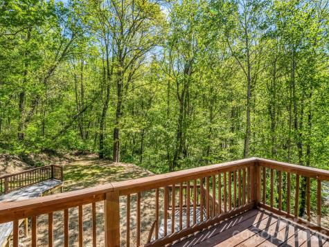 170 Old Mountain Pass Hendersonville NC 28792