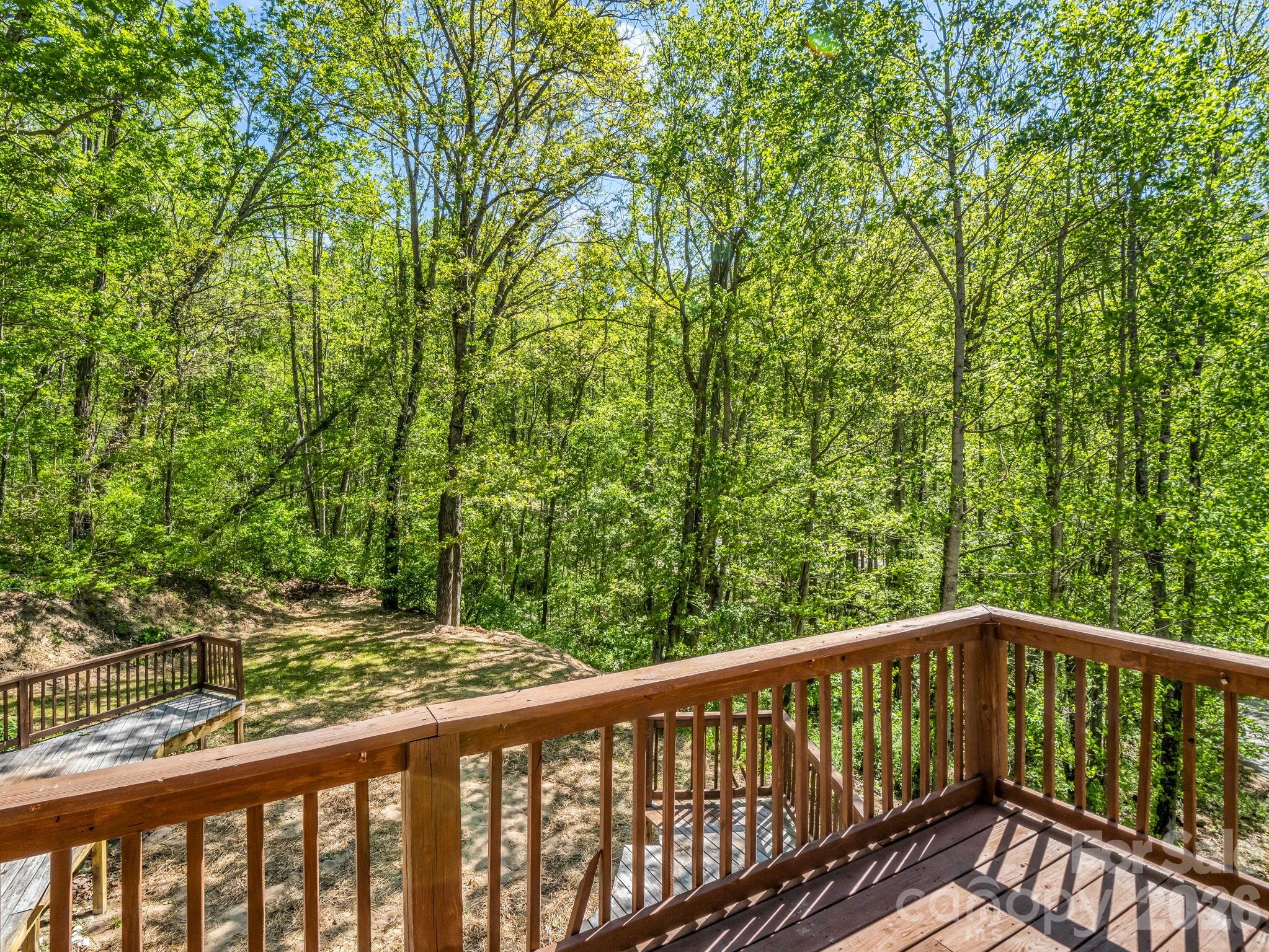 170 Old Mountain Pass Hendersonville NC 28792