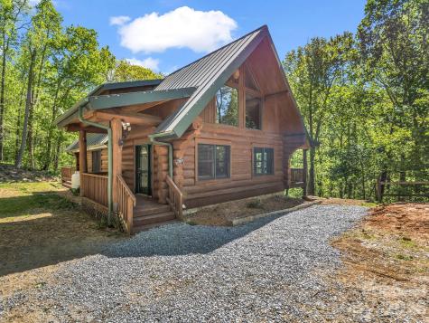 170 Old Mountain Pass Hendersonville NC 28792