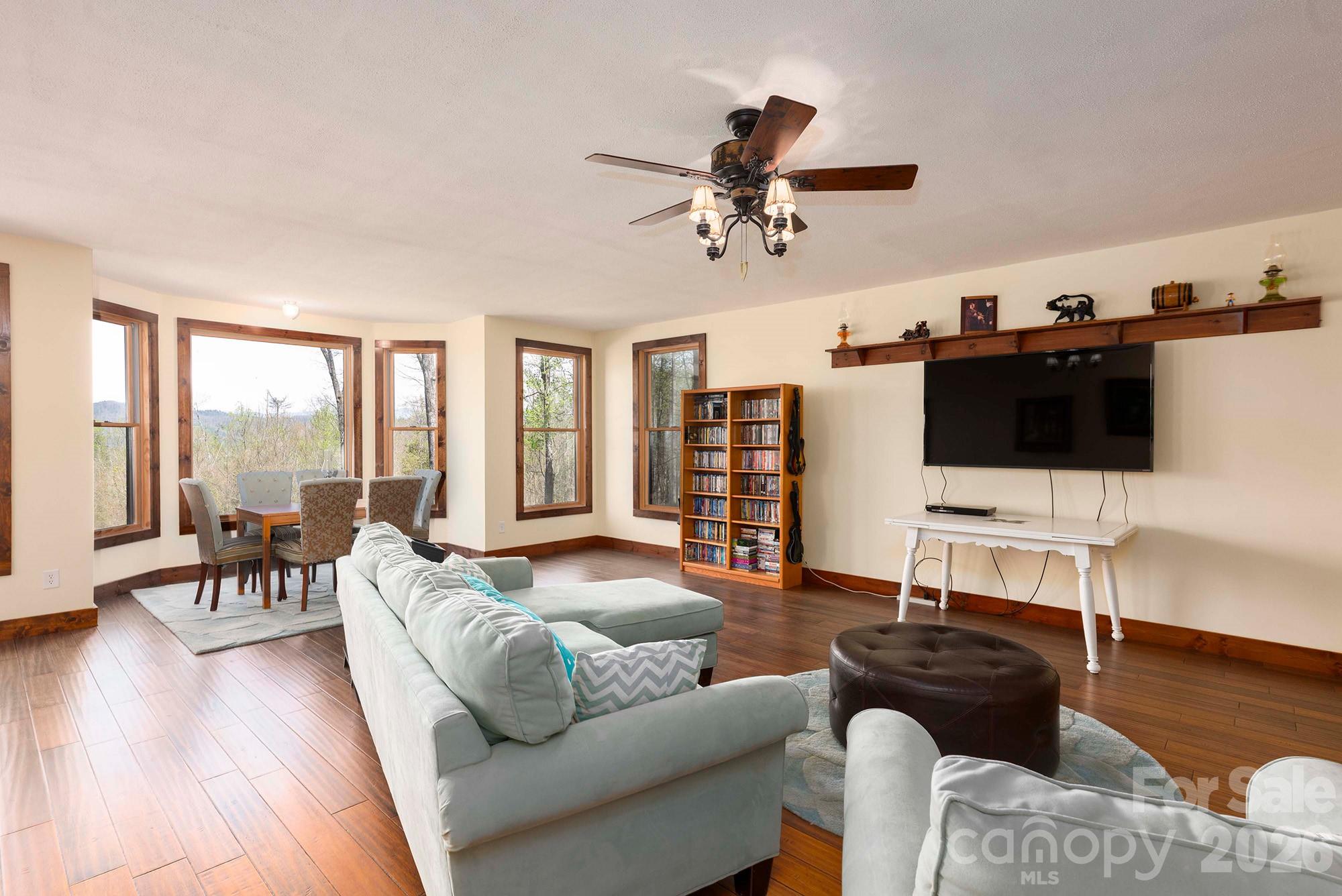 716 Peppervine Circle Brevard NC 28712