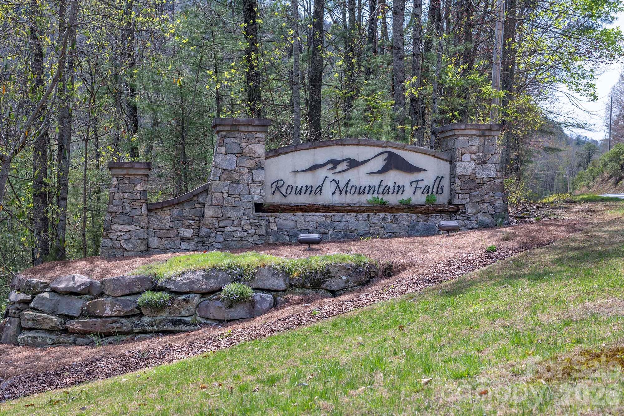 716 Peppervine Circle Brevard NC 28712
