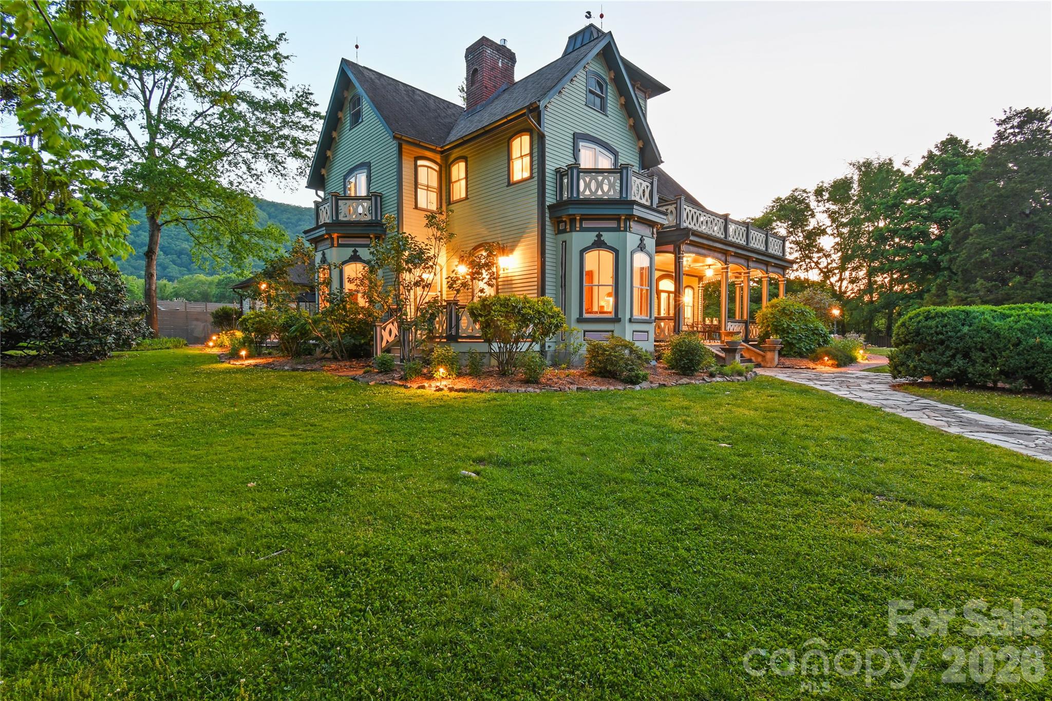 204 Lawson Street Hot Springs NC 28743