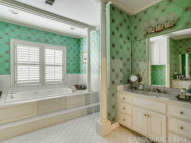 2611 Oakmeade Drive Charlotte NC 28270