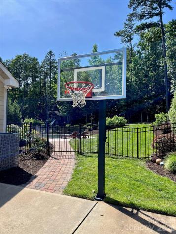 1906 Pensco Pond Court Waxhaw NC 28173