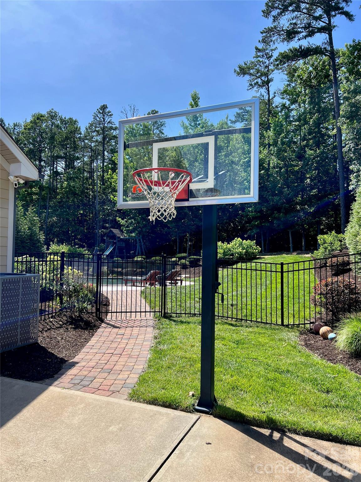 1906 Pensco Pond Court Waxhaw NC 28173