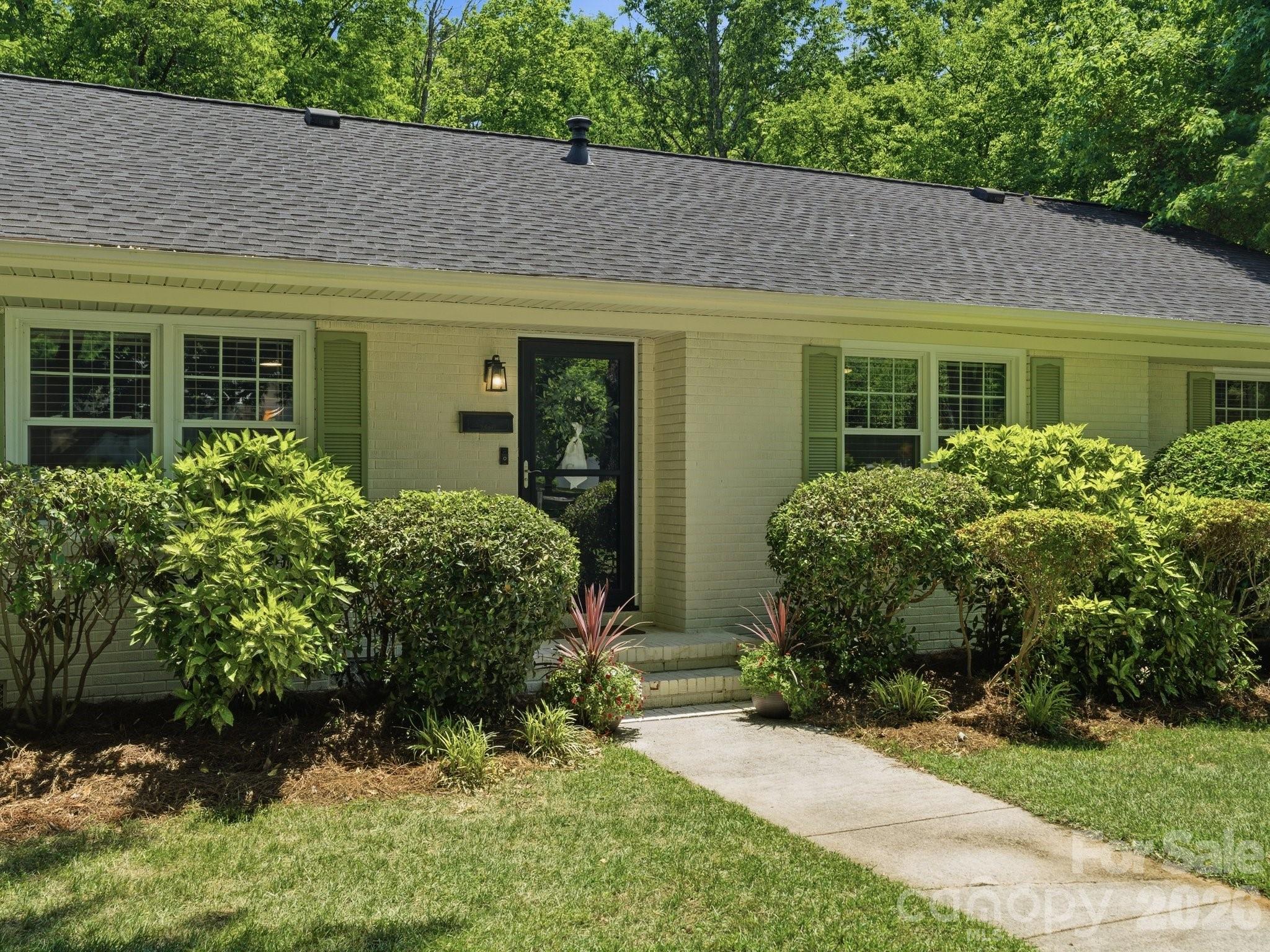 1534 Edgewater Drive Charlotte NC 28210