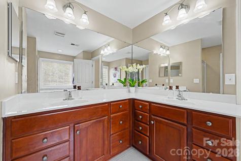 10331 Falling Leaf Drive NW Concord NC 28027
