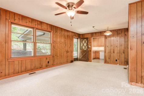 261 Cedar Lane Arden NC 28704